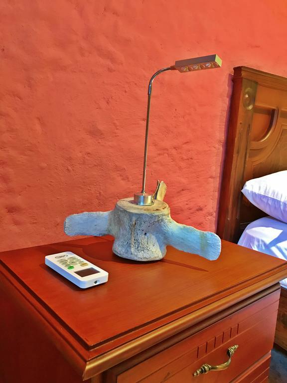Lonesome George Ecolodge بويرتو أيورا المظهر الخارجي الصورة